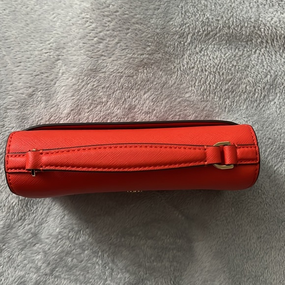 Tory Burch top handle bag - Picture 3 of 5